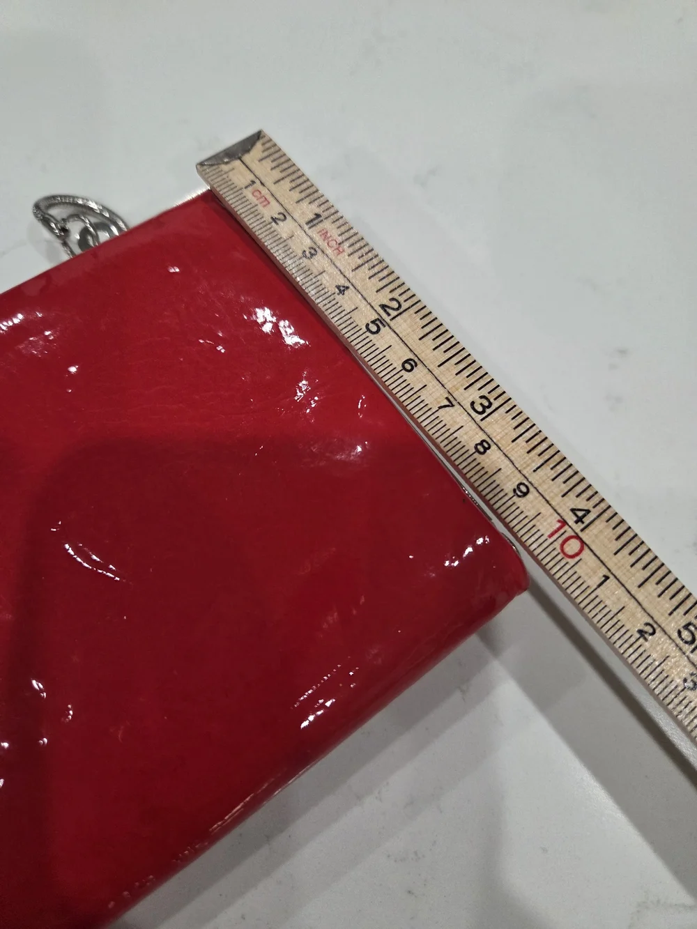 N/A sleek red